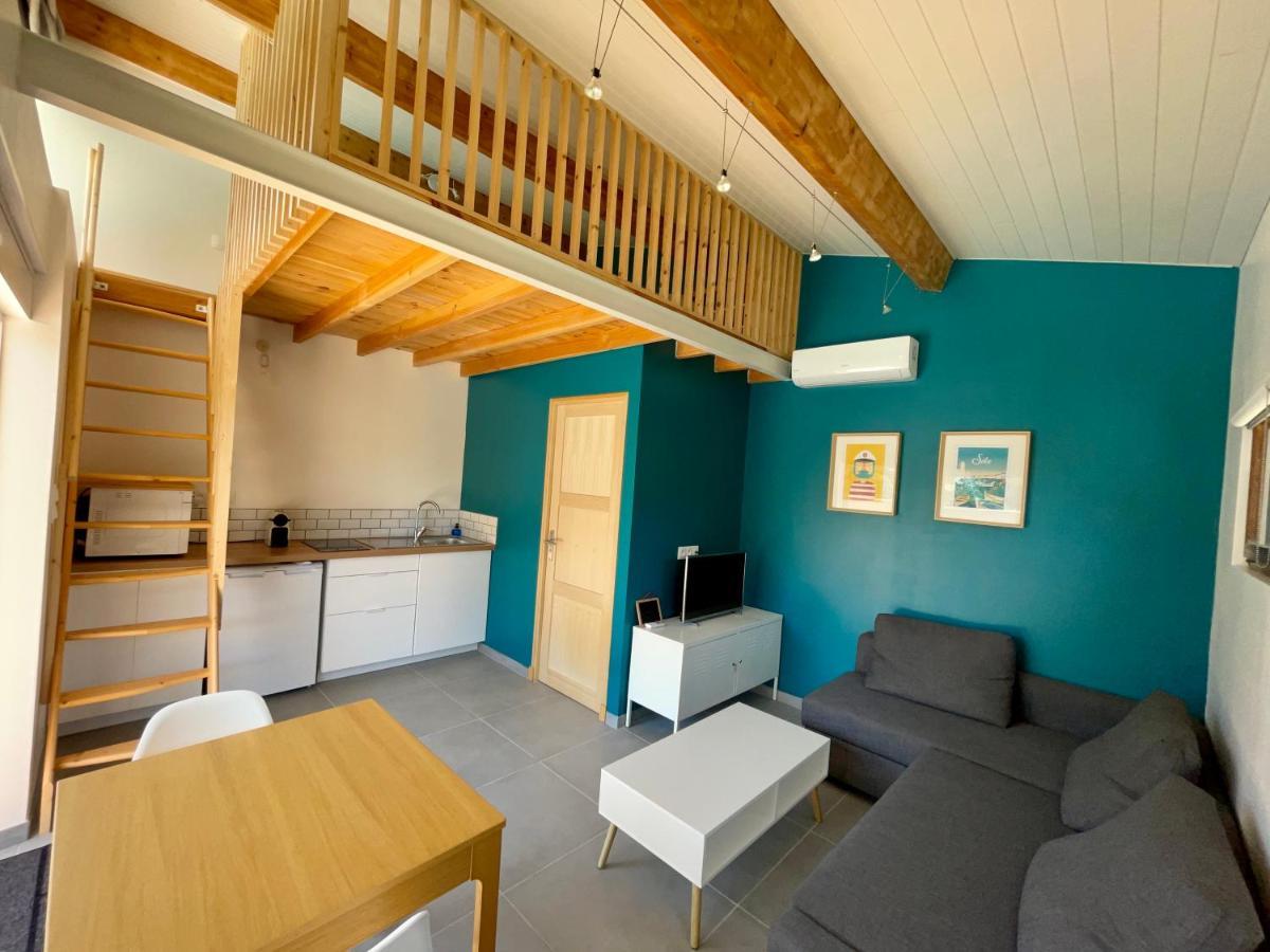 Annexe Des Pins - Studio Gite Avec Piscine & Climatisation Villeneuve-lès-Béziers Esterno foto