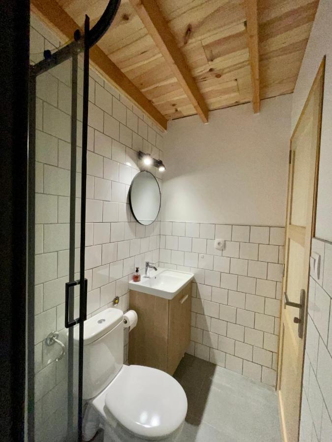 Annexe Des Pins - Studio Gite Avec Piscine & Climatisation Villeneuve-lès-Béziers Esterno foto